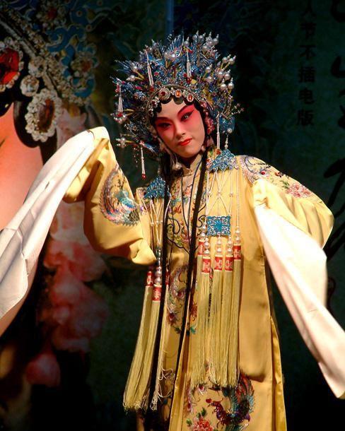 八卦娱乐圈大家都吃瓜,全民吃瓜，揭秘明星幕后故事